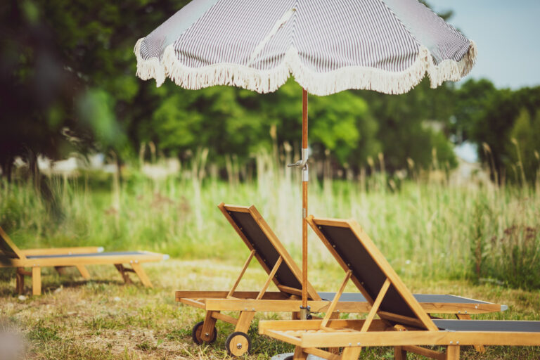 Sunbeds with Sun Umbrella